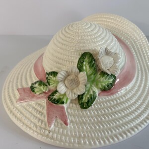Vintage Ceramic Bonnet Wall Pocket/ Floral Hat Planter/ Shabby Chic Wall Decor/ Cottagecore Vase/ Retro Wall Hanging