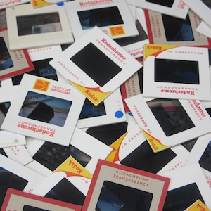 Lot of 100 Vintage Slides Lot 35mm color Pictures Slides photography film vacation slides Amateur family photos 1940-1990&#39;s Pictures Old