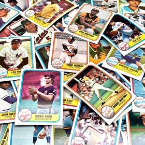 Vintage Baseball Cards 1981 Fleer Random Lots of MLB Bubble Gum Trading Cards Fleer Wholesale or Collectible Sports Cards Stocking Stuffers