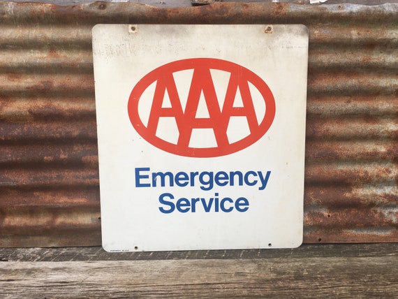 ビンテージU.S.Aサイン Vintage Metal Sign AAA Triple A Road Sign Gas Station Oil Vintage