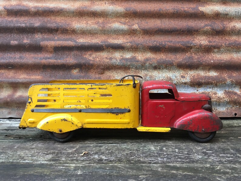 Vintage Metal Toy Truck Turner Toys Wapakaneta Ohio 1940s era Pressed Steel Truck Cab Delivery large 18 12 Inch Aged Old Toy Vehicle Old