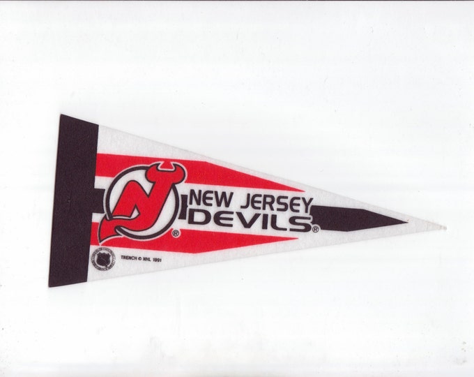 Vintage Hockey Pennant New Jersey Devils 9 Inch Mini Felt Etsy