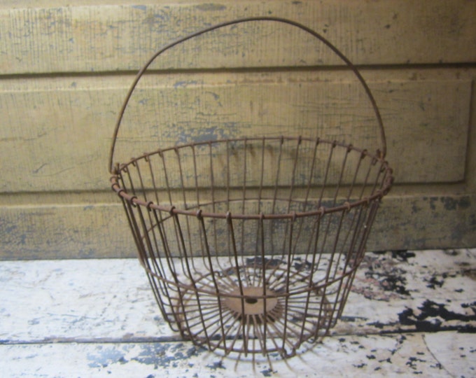 Primitive Antique Egg Basket Metal Wire Basket Rustic Baled Etsy