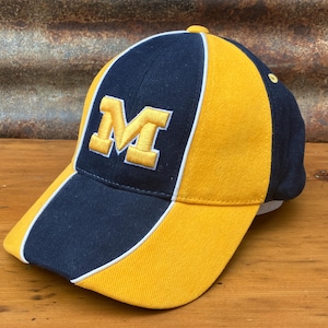 Authentic Michigan Wolverines Hat 90s Officially Licensed Hat Vintage Starter Hat 1990s College University Strap Back Cap Fashion