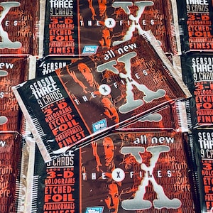 The X Files Trading Cards Topps Unopened Packs Of Cards Season 3 Original Series Three 1996 UFO Aliens 9 Cards per Pack