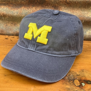 Authentic Michigan Wolverines Hat 90s Officially Licensed Hat Vintage Adidas Hat 1990s College University Strap Back Cap Fashion