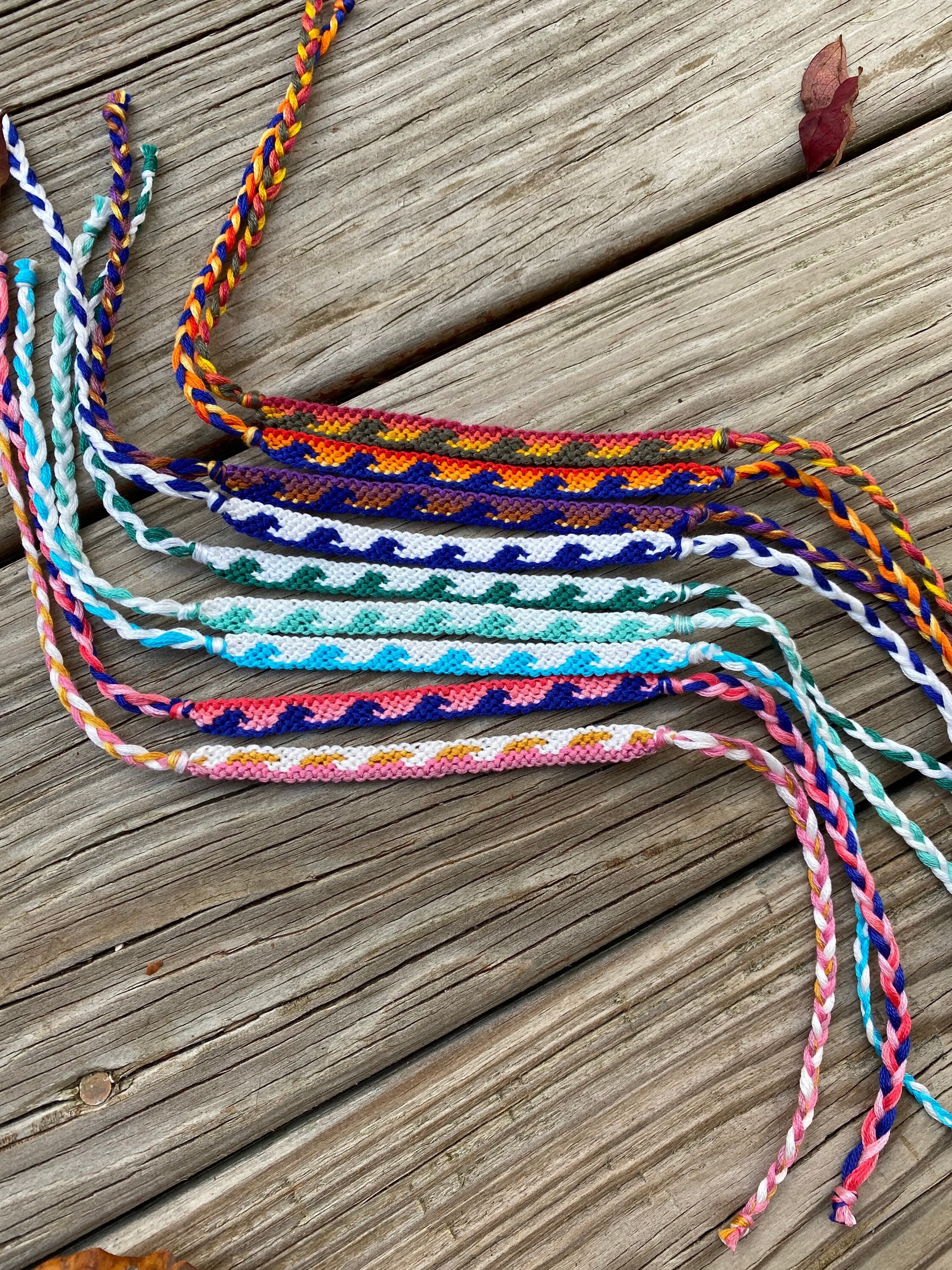 Wave Friendship Bracelet // VSCO // Handwoven 