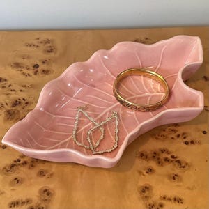 Vintage Pink Hull Pottery Leaf Dish | Mid Century Ceramic Console Bowl
