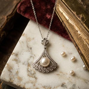 Art Deco Pearl Fan Necklace, Sterling Silver Shell Pendant, Vintage Chic Bridal Jewelry