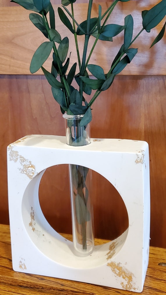 Gold Leaf Plant Propagation Vase