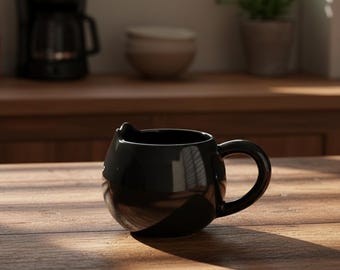Taza con forma de gato negro caprichoso – Taza de cerámica novedosa de 300 ml para café en el escritorio de la oficina – Divertido soporte de porcelana para bebidas matutinas