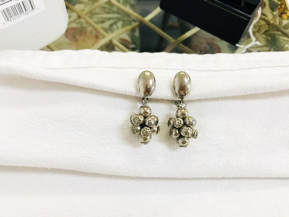 Vintage Silver Dangling Balls Clip-on Earrings - image 1