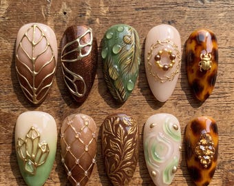 Uñas postizas Green Cottagecore de lujo con diseño de gotas de rocío y carey en 3D.