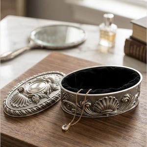 Godinger Silverpläterad snäcksmycksask – Utsmyckad ringfat, Hollywood Regency Vanity-dekor