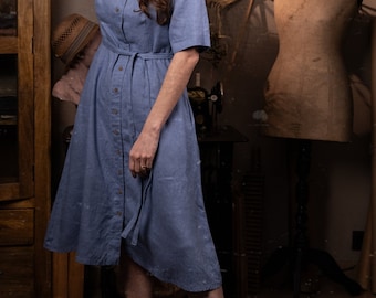 en lin « AMELIE » | robe vintage | robe française | Robe à col en V | robe boutonnée | robe d'été en lin | robe rétro | robe d'été en lin