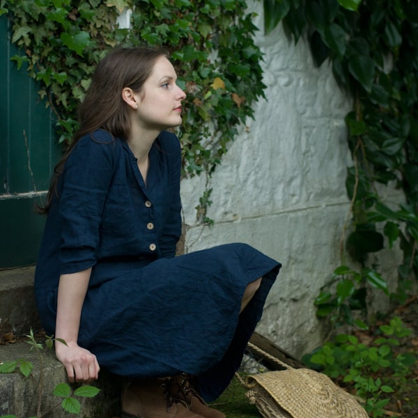 1940s inspired linen dress WORK, button-up shirt dress with pockets