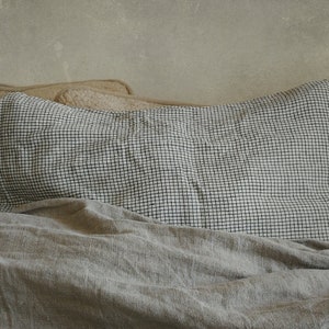 a set of 2 LINEN PILLOW CASES | envelope closure