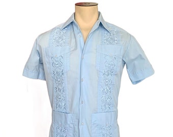 Vintage 1960s Sutton Place Men's Light Blue Retro Shirt // S M