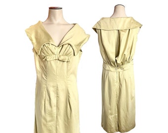 Vintage 1960s Misses' Carol Craig Sculptural Cocktail Dress Light Gold // S M 6 8