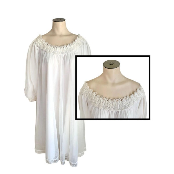 Vintage 1960s Claire Sandra by Lucie Ann Beverly Hills White Nylon Sequined Peignoir Robe // Size XS S M