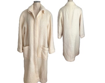 Vintage 1960s Misses' Abe Schrader White Mohair Coat Jacket // Med Large XL