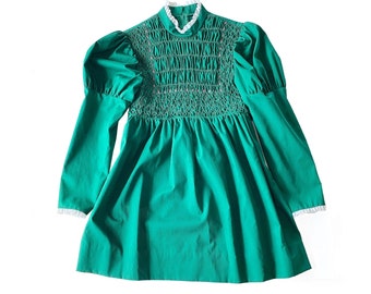 Vintage 1960s Girls' Polly Flinders Green Long Sleeve Smocked