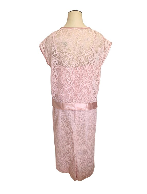 Vintage 1960s Pink Lace Sleeveless Dress and Jack… - image 3