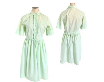 Vintage 1950s 60s Misses' Light Green Shirtwaist Dress // XS S  2 4
