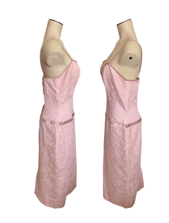 Vintage 1960s Pink Lace Sleeveless Dress and Jack… - image 6