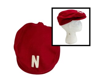 Vintage 1960s Nebraska Cornhuskers Huskers Red Wool Felt Newsboy Cap // Size 6 7/8