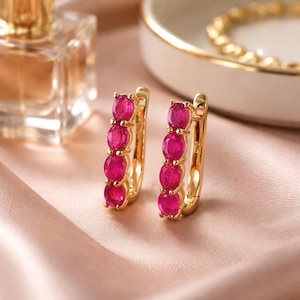 Afrikanische Rubin Creolen aus Gelb Gold vergoldetem 925 Sterling Silber, Rote Edelstein Creolen, Juli Geburtsstein Schmuck, Elegantes Geschenk für Sie