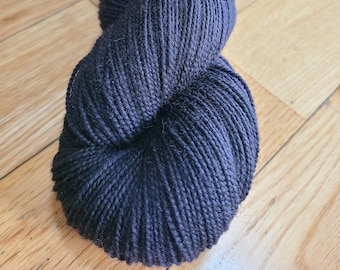 Hand-dyed Superwash Merino Fingering Sock Wool Yarn indie dyed yarn Nature Inspired Luxury Yarn solid tonal in colorway Anthracite