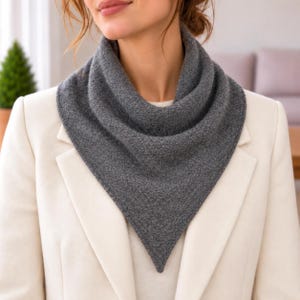 Charcoal Gray Triangle Scarf for Women | 100% Wool Knitted Neckerchief | Winter Neck Wrap | Minimalist Knit Bandana