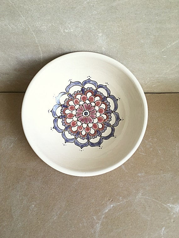 Featured image of post Mandala Bowls Designs : A great sleeve design that incorporates a mandala design as well as a skull.