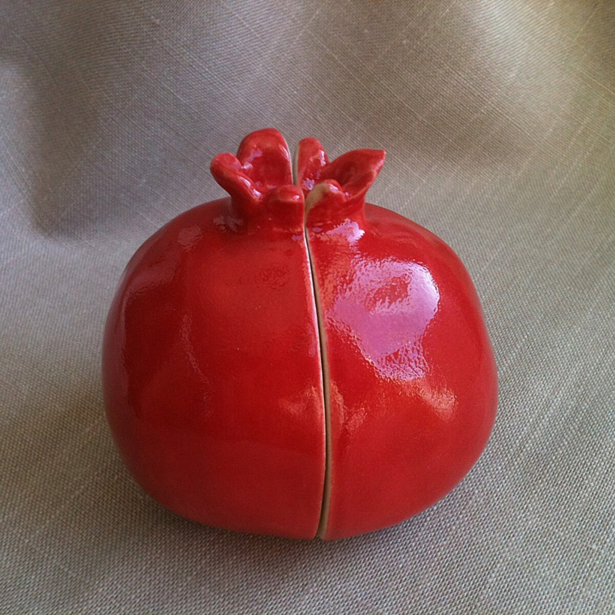 Pomegranate Salt and Pepper Shakers - Etsy