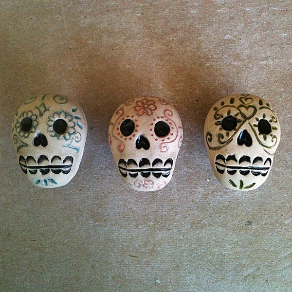 Día de los Muertos skull furniture knobs, Day of the Dead skull knob set of 3