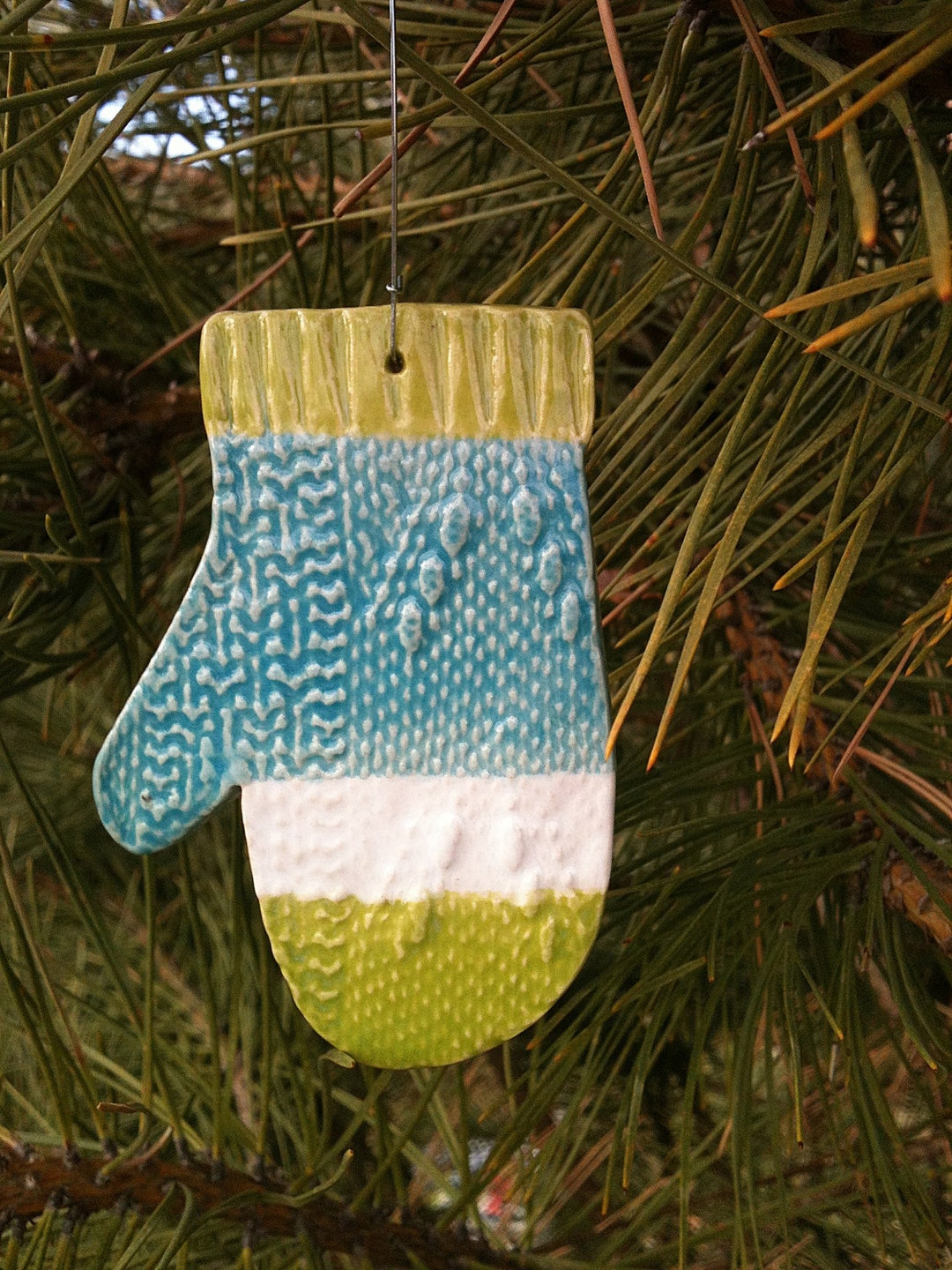 Mitten Christmas Ornament Holiday Decoration - Etsy
