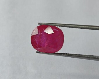 Natuurlijke Mozambikaanse robijn (Maanik) 5,72 kt verwarmde ovale vorm | Echte edelsteen voor ringen en vedische astrologie