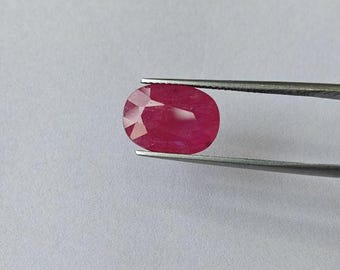 Natürlicher Rubin (Maanik) 4.55 Ct Mosambik Oval facettierter loser Edelstein für Ring & Astrologie