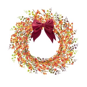 Puede incluir: Una corona hecha de ramas y bayas con un lazo rojo. La corona está decorada con pequeñas bayas rojas y amarillas.