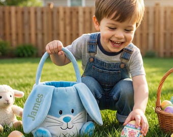 Personalisierter Blauer Osterkorb Junge, benutzerdefinierter Name Bunny Bucket 2026, gestickte Plüschtasche für Sohn, weiche Eiersuche Tote für Kleinkind