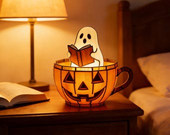 Handmade resin ghost lamp, Halloween decorative night light, cute LED ghost table lamp, suitable for bedrooms, parties,