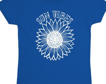 Sunflower Tee, Sun Vibes Shirt, Bright Summer Top, Colorful Sun Tee, Vibrant Sunflower T-Shirt, Casual Sun Vibes Apparel