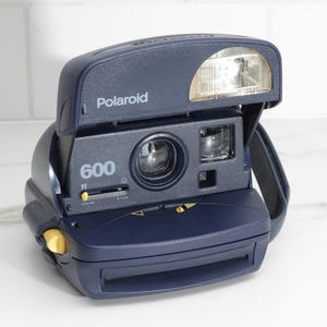 Polaroid 600 Instant Tested - Working Instant Camera Y2K