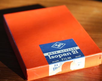 Agfa-Gevaert Isopan 21 matzwart-wit filmvel – 17 vellen – vintage verlopen Duitse film
