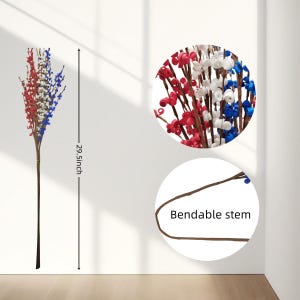 Op de afbeelding: Een decoratieve bloemstengel, 75 cm lang, met rode, witte en blauwe bessen. De bessen zijn gegroepeerd op bruine stelen, met een buigbaar stengelontwerp. Ideaal voor patriottische of feestelijke decoraties.