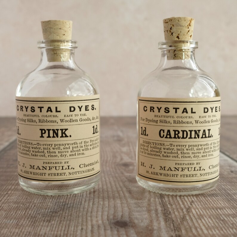 Printing labels on glass bottles