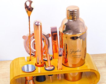 Juego de 9 cocteleras de acero inoxidable grabadas de 750 ml, mezclador de bebidas personalizado, herramientas de barman para martinis personalizadas para él y su padre.