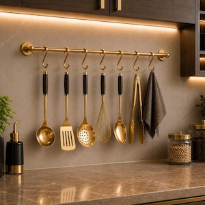 Küchenutensilienleiste aus Messing mit S-Haken, Wandhalterung für Töpfe, goldener Küchenorganizer, hängender Löffelhalter, moderne Küchenaufbewahrung