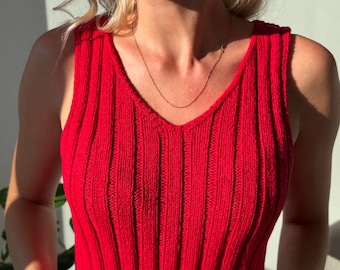 Modello estivo a maglia Juliet / Top corto a coste con scollo a V (modello in PDF)